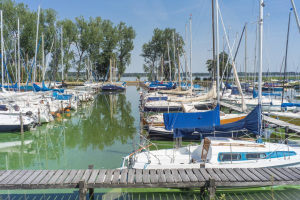 voiliers transportables et habitables
