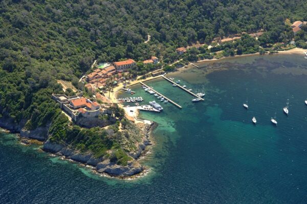 port cros