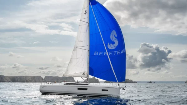 Oceanis 37.1