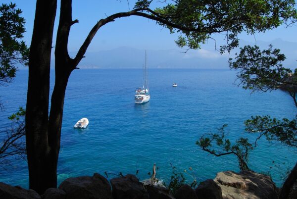 voilier en Corse