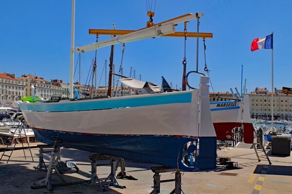 voilier avec antifouling