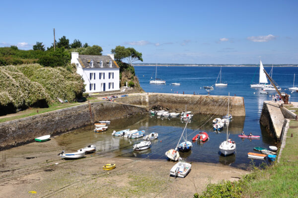 petit port sur l'ile de Groix