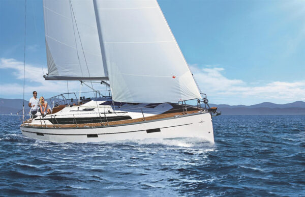 Bavaria 37 cruiser