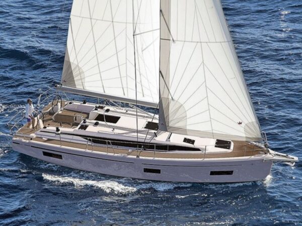 Bavaria C38