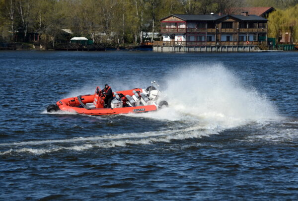 navigation en semi-rigide
