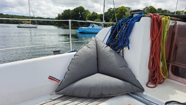 coussin Homer