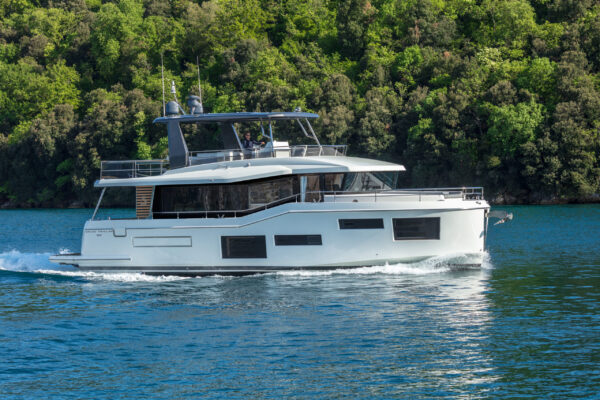 Grand Trawler 63 Bénéteau