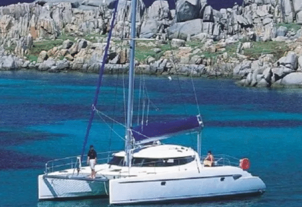 catamaran Lavezzi