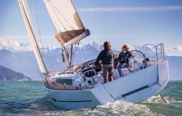 Dufour 310