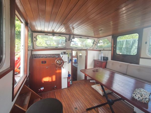 8-vedette-hollandaise-bateau-fluvial-habitable-occasion-a-vendre-france-www-viking-nautik-com_-2