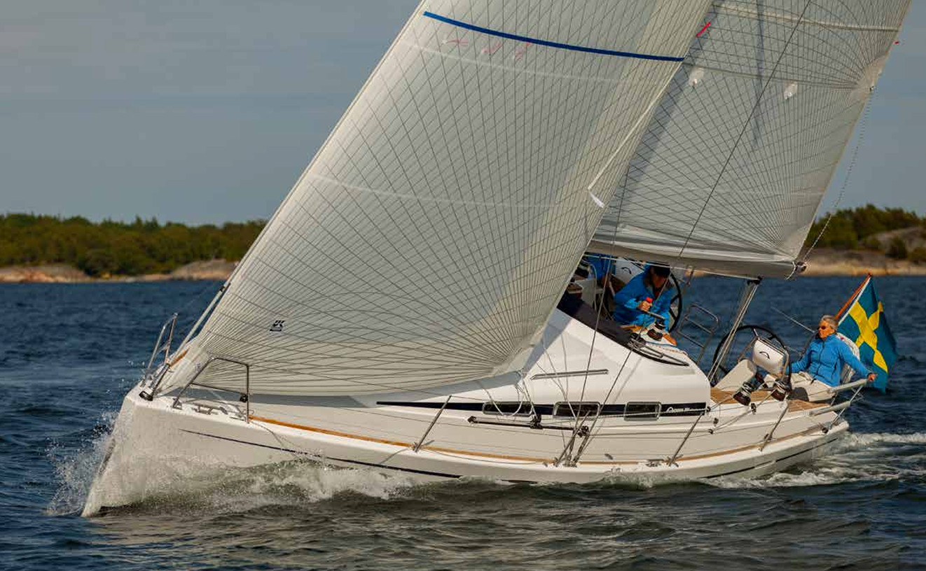 Arcona 380