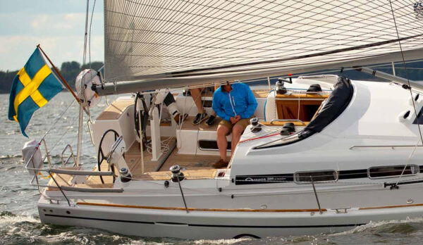 Arcona 380