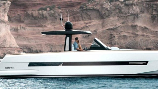 1-BATEAU-DAY-CRUISER-FJORD-44-OPEN-A-VENDRE-OCCASION-FRANCE-WWW.VIKING-NAUTIK.COM_.jpg
