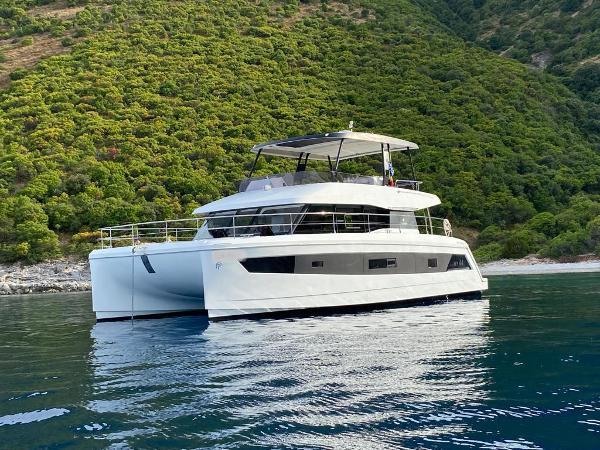 1-CATAMARAN-FOUNTAINE-PAJOT-MY-44-A-VENDRE-OCCASION-FRANCE-WWW.VIKING-NAUTIK.COM_.jpg