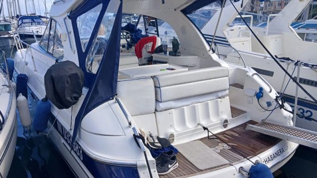 1-VEDETTE-BAVARIA-32-SPORT-A-VENDRE-OCCASION-FRANCE-WWW.VIKING-NAUTIK.COM_.jpg