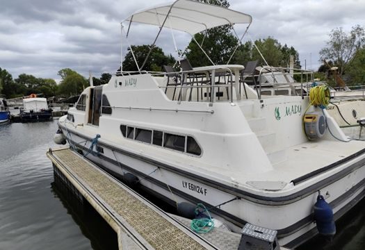 1-VEDETTE-CROWNLINE-CRUISERS-CLASSIQUE-7-FLUVIAL-HABITABLE-OCCASION-A-VENDRE-FRANCE-WWW.VIKING-NAUTIK.COM_.jpg