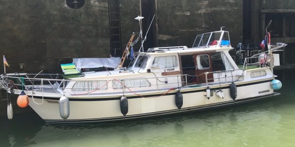 1-VEDETTE-HOLLANDAISE-ALTENA-KRUISER-FLUVIAL-HABITABLE-A-VENDRE-WWW.VIKING-NAUTIK.COM_.jpg