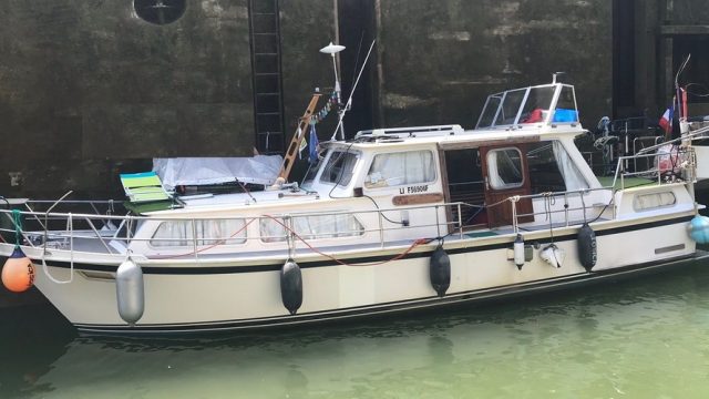 1-VEDETTE-HOLLANDAISE-ALTENA-KRUISER-FLUVIAL-HABITABLE-A-VENDRE-WWW.VIKING-NAUTIK.COM_.jpg