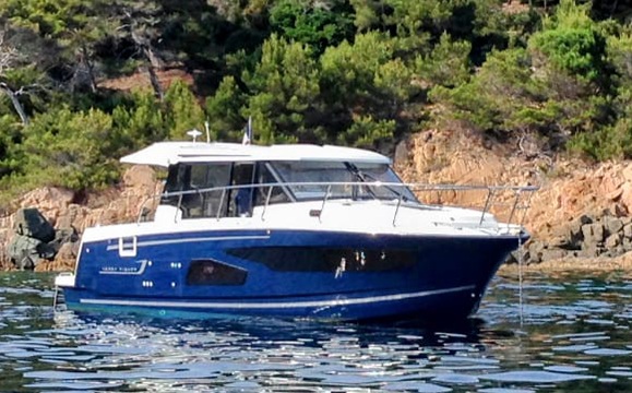 1-VEDETTE-MERRY-FISHER-10.95-A-VENDRE-OCCASION-FRANCE-WWW.VIKING-NAUTIK.COM_.jpg