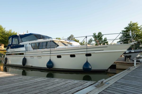 1-VEDETTE-VALK-ROYAL-45-A-VENDRE-WWW.VIKING-NAUTIK.COM_.jpg