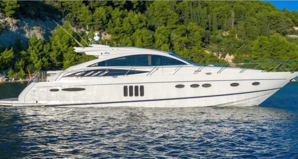1-YACHT-PRINCESS-V65-SPORT-YACHT-A-VENDRE-OCCASION-FRANCE-WWW.VIKING-NAUTIK.COM_.jpg