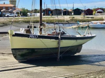 1805-historic-fishing-smack-de-lessex-sail-9511344-20240819060640713-1_XLARGE.jpg