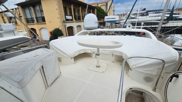 2-BATEAU-HABITABLE-CARNEVALI-155-FLY-A-VENDRE-OCCASION-FRANCE-WWW.VIKING-NAUTIK.COM_.jpg