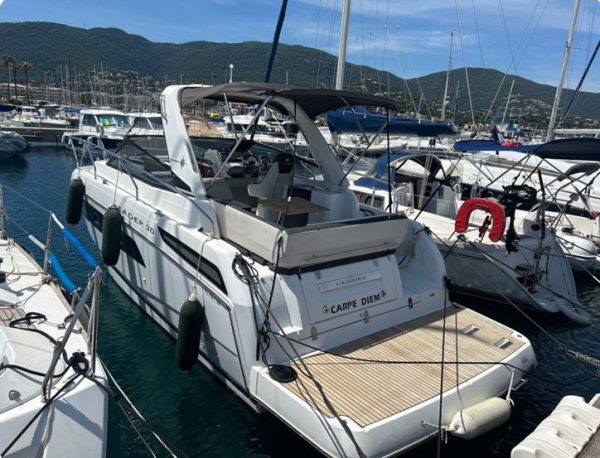 2-BATEAU-HABITABLE-JEANNEAU-LEADER-30-A-VENDRE-OCCASION-FRANCE-WWW.VIKING-NAUTIK.COM_.jpg