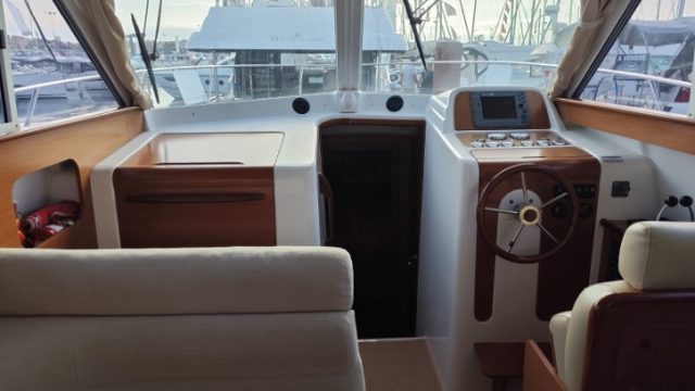2-BENETEAU-ANTARES-10.80-A-VENDRE-OCCASION-FRANCE-WWW.VIKING-NAUTIK.COM_.jpg