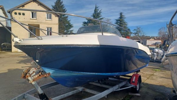 2-CAP-CAMARAT-625-WA-A-VENDRE-OCCASION-FRANCE-WWW.VIKING-NAUTIK.COM_.jpg