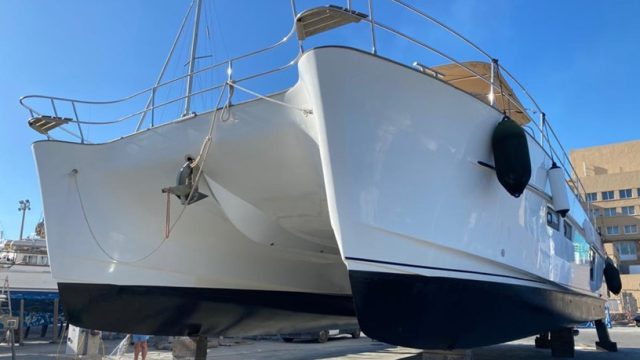 2-CATAMARAN-FOUNTAINE-PAJOT-QUEENSLAND-55-A-VENDRE-OCCASION-FRANCE-WWW.VIKING-NAUTIK.COM_.jpg