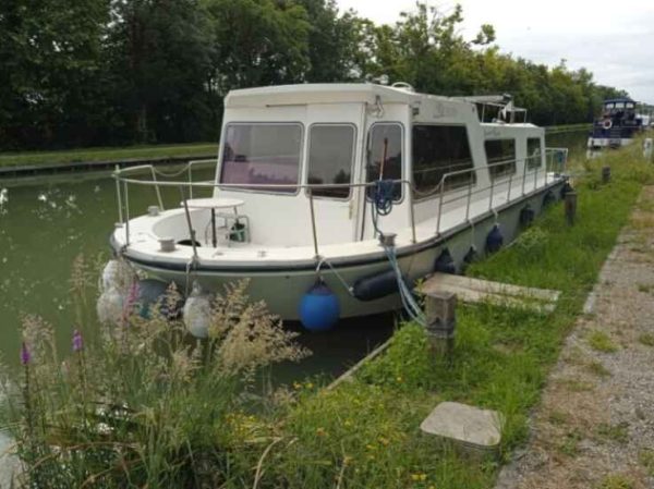 2-PENICHE-RECLA-ESPADE-1150-FLY-FLUVIAL-HABITABLE-OCCASION-A-VENDRE-WWW.VIKING-NAUTIK.COM_.jpg