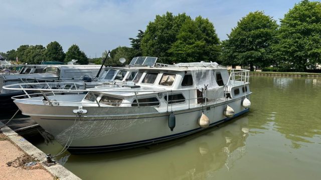 2-VEDETTE-HOLLANDAISE-A-VENDRE-TOULOUSE-WWW.VIKING-NAUTIK.COM_.jpg