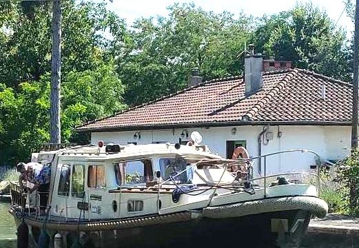 2-VEDETTE-HOLLANDAISE-A-VENDRE-WWW.VIKING-NAUTIK.COM_-1.jpg