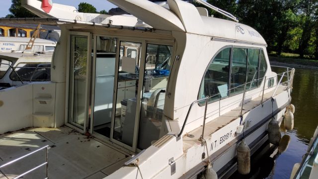 2-VEDETTE-NICOLS-1010-FLUVIAL-A-VENDRE-WWW.VIKING-NAUTIK.COM_.jpg