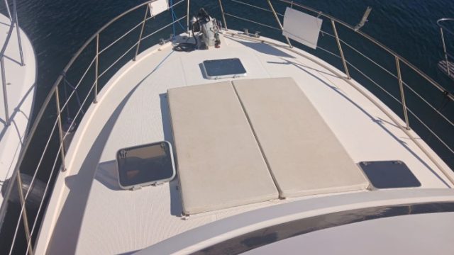 2-VEDETTE-RIVIERA-39-A-VENDRE-OCCASION-FRANCE-WWW.VIKING-NAUTIK.COM_.jpg