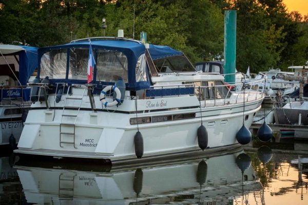 2-VEDETTE-VALK-ROYAL-45-OCCASION-A-VENDRE-WWW.VIKING-NAUTIK.COM_.jpg