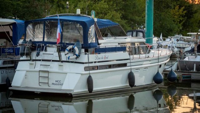 2-VEDETTE-VALK-ROYAL-45-OCCASION-A-VENDRE-WWW.VIKING-NAUTIK.COM_.jpg