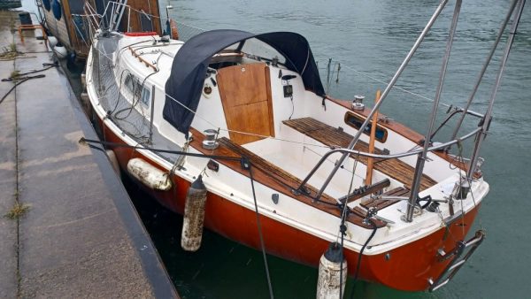 2-VOILIER-LUCCA-MARINE-9-METRES-A-VENDRE-OCCASION-FRANCE-WWW.VIKING-NUTIK.COM_-1.jpg