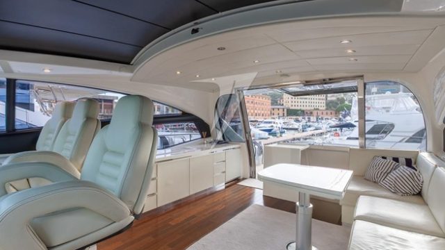 2-YACHT-PERSHING-62-A-VENDRE-OCCASION-FRANCE-WWW.VIKING-NAUTIK.COM_.jpg