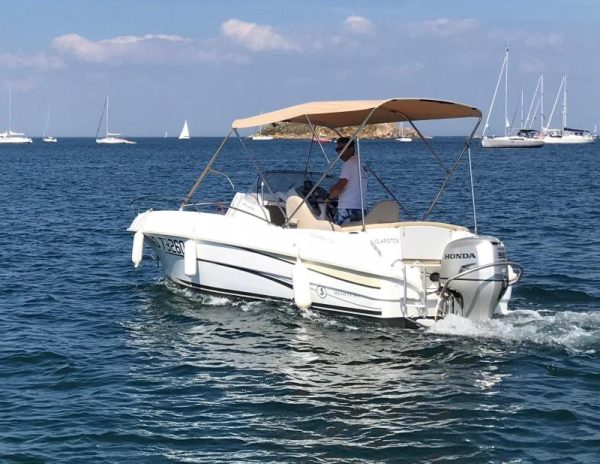 2008-beneteau-flyer-550-sun-deck-power-9686211-20250218061822194-1_XLARGE.jpg