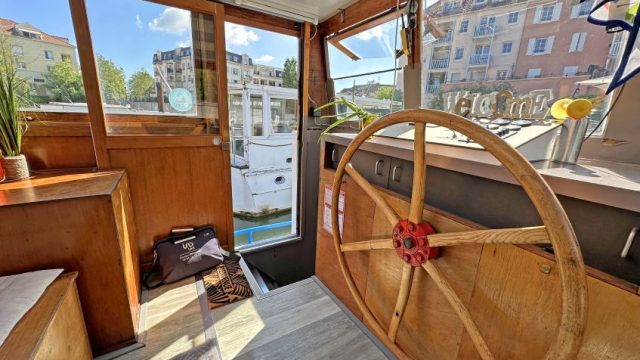 2A-PENICHE-KLIPPER-FLUVIAL-HABITABLE-A-VENDRE-OCCASION-EN-FRANCE-WWW.VIKING-NAUTIK.COM_.jpg