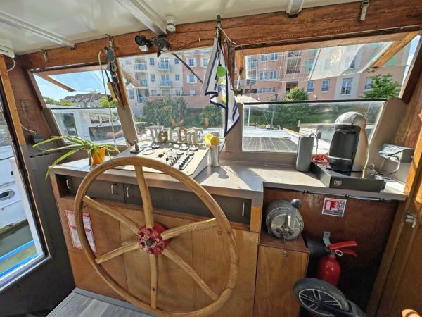 2B-PENICHE-KLIPPER-FLUVIAL-HABITABLE-A-VENDRE-OCCASION-EN-FRANCE-WWW.VIKING-NAUTIK.COM_.jpg