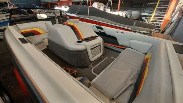 3-MALIBU-EURO-F3-OCCASION-A-VENDRE-WWW.VIKING-NAUTIK.COM_.jpg