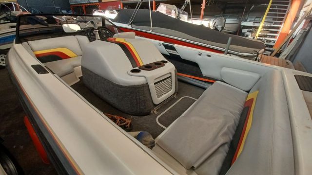 3-MALIBU-EURO-F3-OCCASION-A-VENDRE-WWW.VIKING-NAUTIK.COM_.jpg