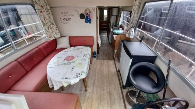 3-PENICHE-RECLA-ESPADE-1150-FLY-FLUVIAL-HABITABLE-OCCASION-A-VENDRE-WWW.VIKING-NAUTIK.COM_.jpg