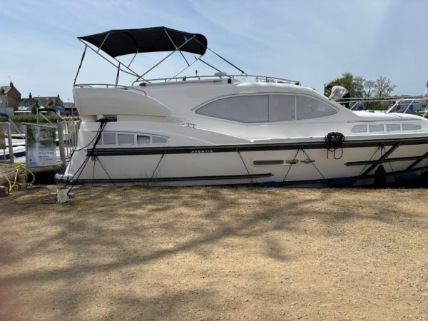 3-VEDETTE-HAINES-MARINE-34-BATEAU-HABITABLE-FLUVIAL-OCCASION-A-VENDRE-FRANCE-WWW.VIKING-NAUTIK.COM_.jpg