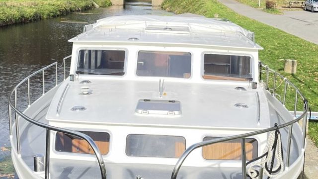 3-VEDETTE-HOLLANDAISE-FLUVIAL-HABITABLE-A-VENDRE-EN-FRANCE-WWW.VIKING-NAUTIK.COM_.jpg