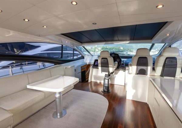 3-YACHT-PERSHING-62-A-VENDRE-OCCASION-FRANCE-WWW.VIKING-NAUTIK.COM_.jpg