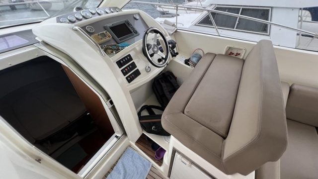 4-JEANNEAU-LEADER-9-A-VENDRE-OCCASION-FRANCE-WWW.VIKING-NAUTIK.COM_.jpg